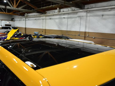 Used 2022 Rivian R1T Adventure image 13