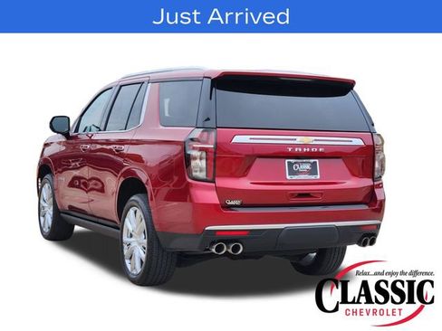 Used 2023 Chevrolet Tahoe High Country AWD/4WD image 4