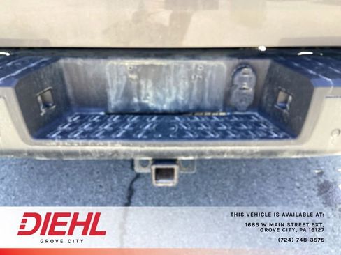 Used 2021 Nissan Titan PRO-4X w/ Pro-4x Convenience Package AWD/4WD image 12