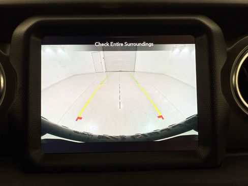 Used 2021 Jeep Wrangler Unlimited Rubicon 4xe w/ Dual Top Group image 24