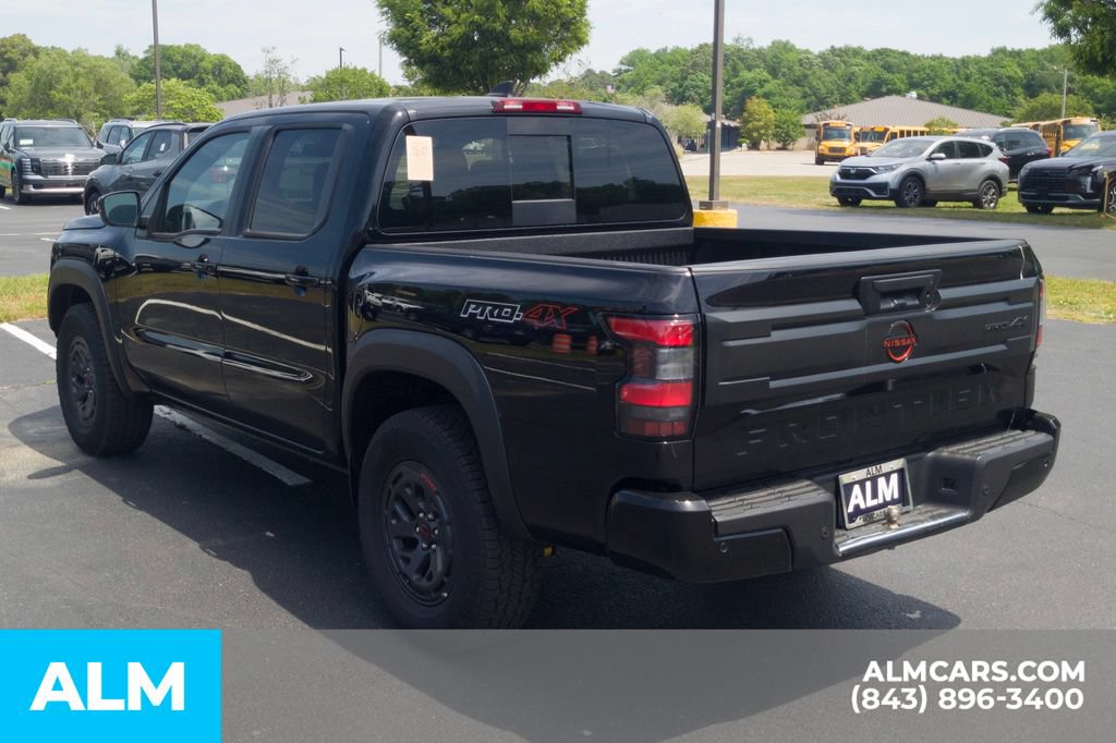 Used 2026 Nissan Frontier PRO-4X AWD/4WD image 9