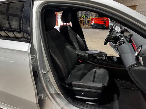 Used 2020 Mercedes-Benz A 220 - w/ AMG Line image 27