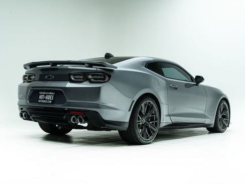 Used 2021 Chevrolet Camaro ZL1 image 12