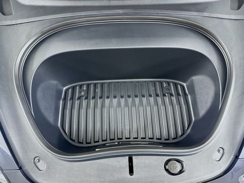 Used 2025 Tesla Model 3 Long Range RWD image 31