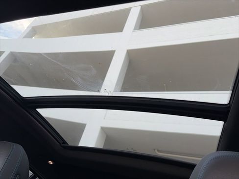 Used 2019 BMW X4 M40i w/ Executive Package image 9