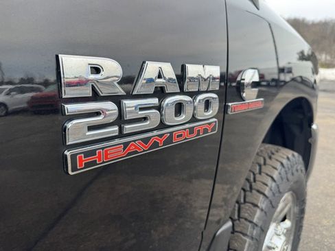Used 2018 RAM 2500 Tradesman w/ Chrome Appearance Group image 8