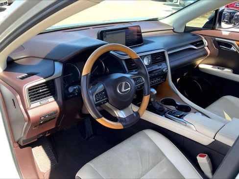 Used 2016 Lexus RX 350 w/ Premium Package image 16