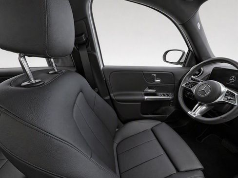 Used 2026 Mercedes-Benz GLB 250 image 20