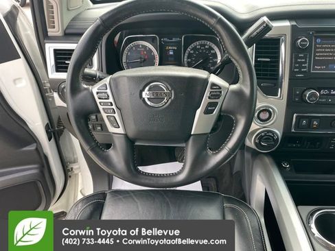 Used 2018 Nissan Titan PRO-4X w/ Pro-4x Convenience Package AWD/4WD image 21