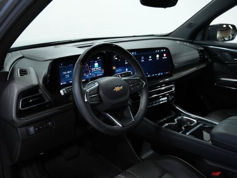 Used 2026 Chevrolet Traverse High Country w/ LPO, Floor Liner Package AWD/4WD image 36