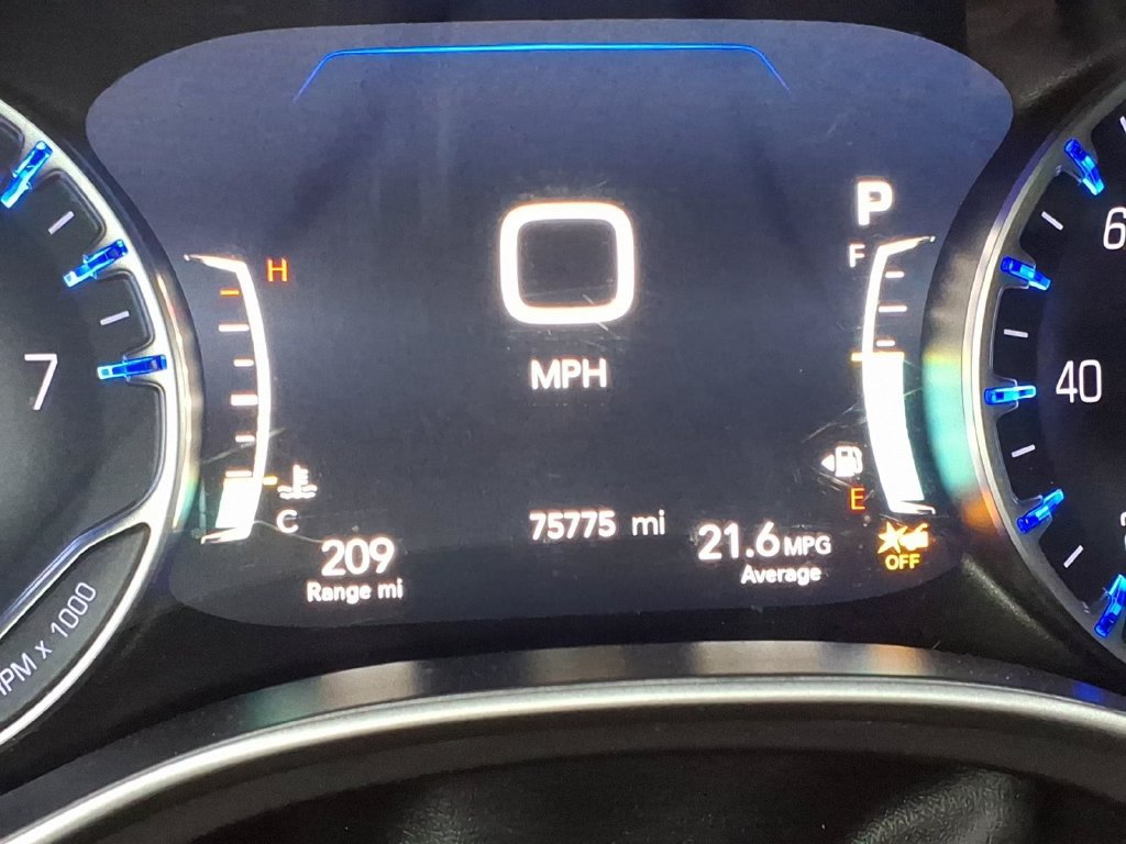 Certified 2024 Chrysler Pacifica Touring-L FWD image 19
