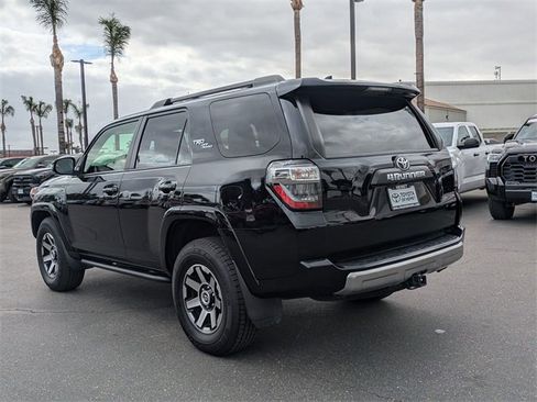 Used 2023 Toyota 4Runner TRD Off-Road Premium image 8