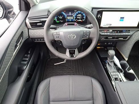 New 2026 Toyota Camry XLE image 9