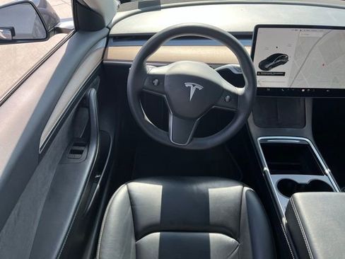 Used 2021 Tesla Model 3 Long Range image 10