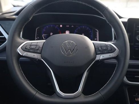 New 2026 Volkswagen Taos SEL AWD/4WD image 8