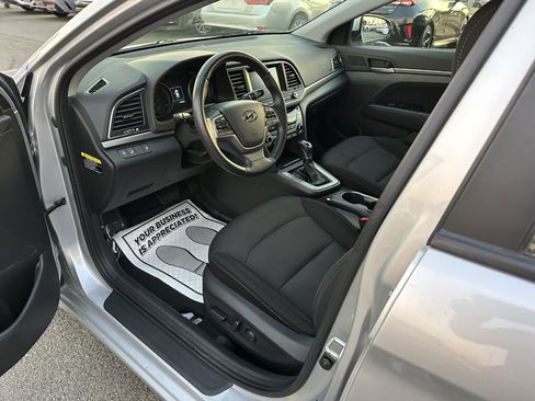 Used 2017 Hyundai Elantra Value Edition image 7