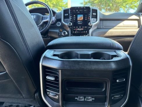 Used 2022 RAM 1500 Big Horn AWD/4WD image 13