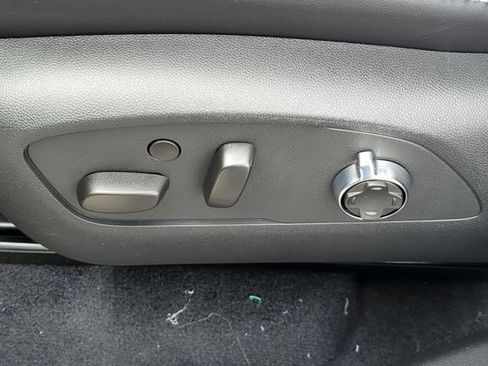 New 2026 GMC Acadia Denali Ultimate w/ LPO, All-Weather Package image 24