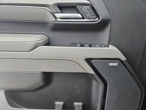 New 2026 Chevrolet Silverado 1500 ZR2 AWD/4WD image 16