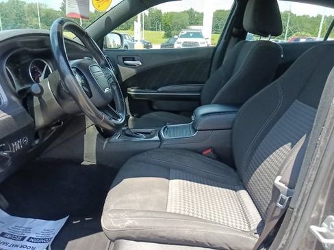 Used 2023 Dodge Charger SXT RWD image 15