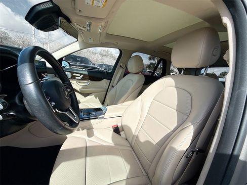 Used 2021 Mercedes-Benz GLC 300 w/ Multimedia Package image 23