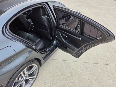 Used 2013 BMW M5 RWD image 20