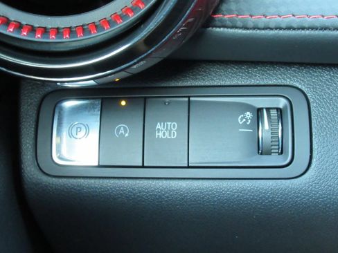Used 2026 Chevrolet Equinox RS w/ Safety and Technology Package FWD image 22
