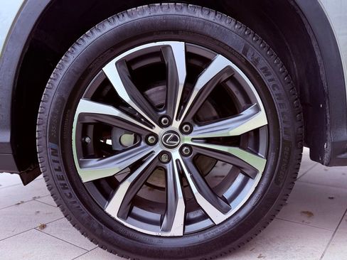 Used 2018 Lexus RX 350L FWD image 37