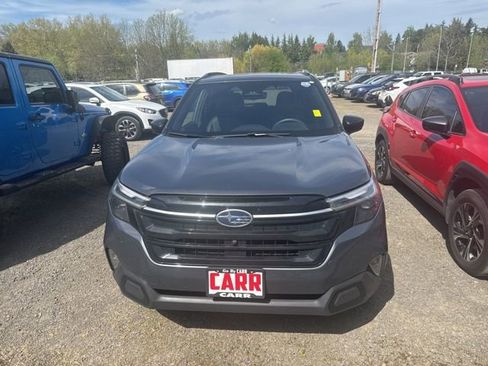 Used 2025 Subaru Forester Touring w/ Popular Package - Touring image 7