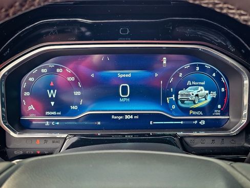 Certified 2024 Chevrolet Silverado 2500 LTZ w/ LTZ Convenience Package image 19