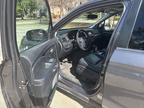 Used 2017 Honda Pilot EX-L image 11