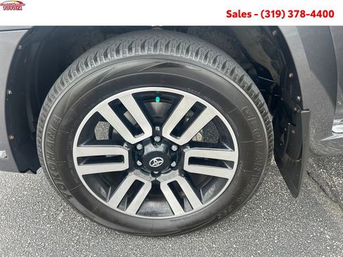 Certified 2022 Toyota 4Runner Limited AWD/4WD image 25