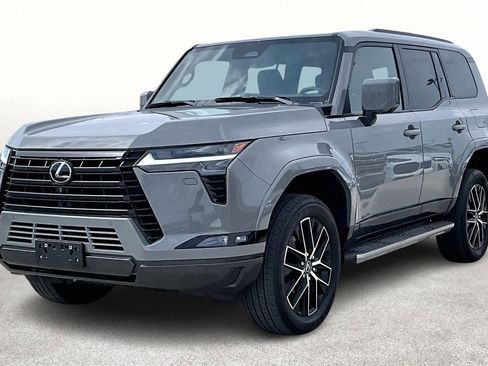 Used 2024 Lexus GX 550 w/ Accessory Package (Z1) AWD/4WD image 5