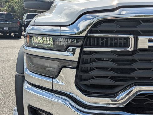New 2026 RAM 5500 Tradesman w/ Chrome Appearance Group image 8