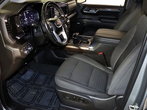 Used 2023 GMC Sierra 1500 Elevation w/ Preferred Package image 13