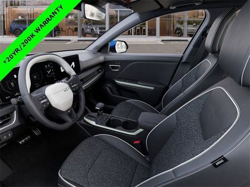 New 2025 Kia K4 GT-Line image 17