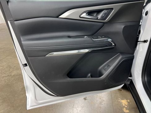 New 2026 Chevrolet Traverse LT w/ Driver Confidence Package image 15