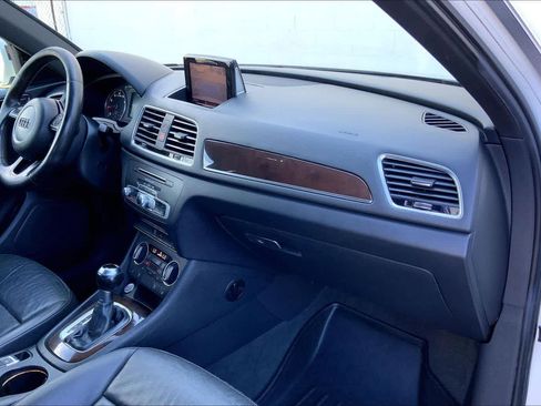 Used 2016 Audi Q3 2.0T Premium Plus w/ Technology Package image 23