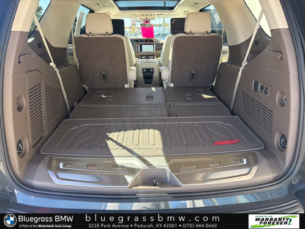 Used 2022 GMC Yukon Denali w/ Denali Ultimate Package AWD/4WD image 23