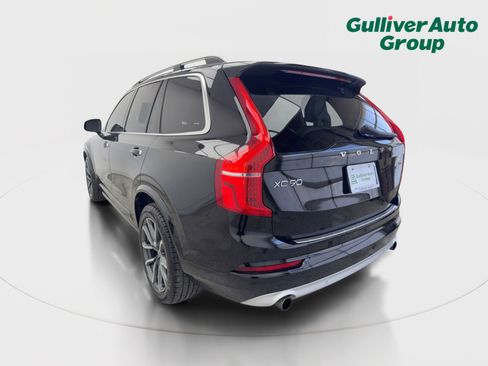 Used 2019 Volvo XC90 T5 Momentum w/ Multimedia Package image 3