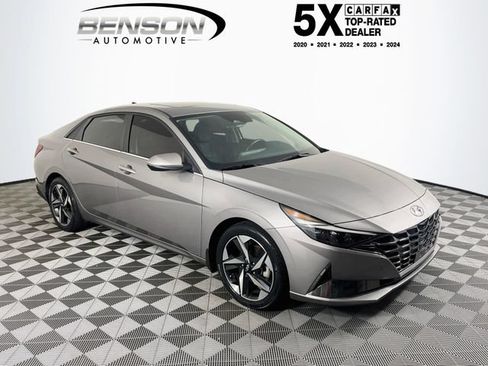 Used 2023 Hyundai Elantra Limited FWD image 1