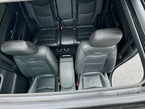 Used 2020 Cadillac XT6 Premium Luxury image 14