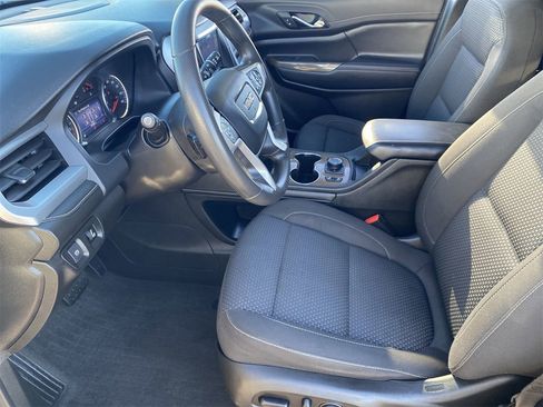 Used 2021 GMC Acadia SLE w/ Driver Convenience Package image 16