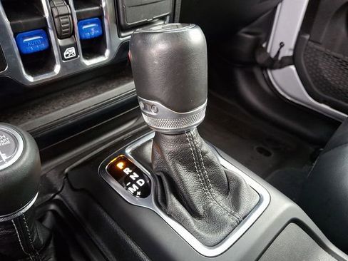 Used 2024 Jeep Wrangler High Altitude image 14