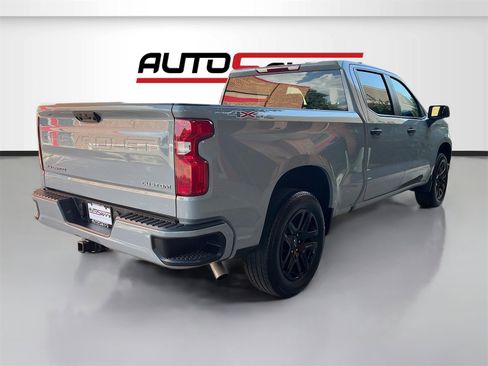 Used 2024 Chevrolet Silverado 1500 Custom image 7