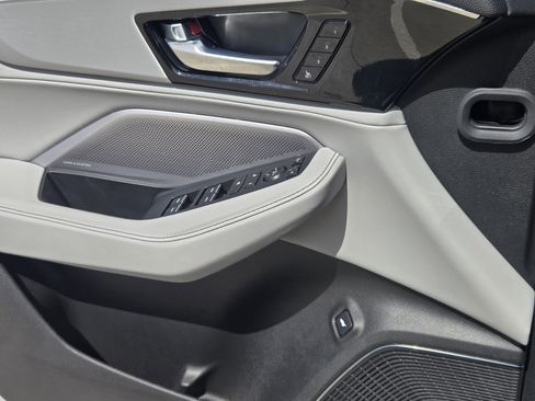 Used 2026 Acura MDX w/ Technology Package image 21