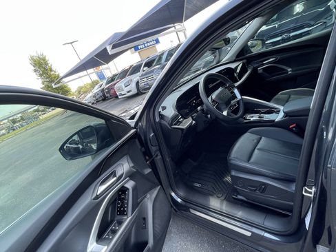 Used 2025 Audi Q5 Premium AWD/4WD image 20