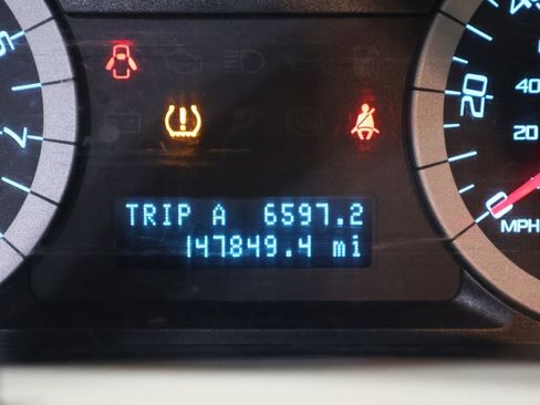 Used 2010 Ford Escape XLT image 32