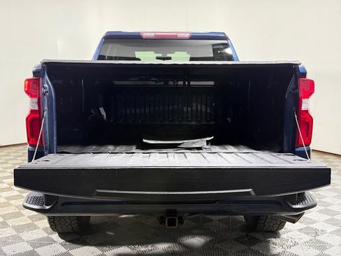 Used 2020 Chevrolet Silverado 1500 Custom w/ Custom Value Package AWD/4WD image 6