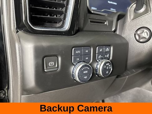 Used 2023 GMC Sierra 1500 Denali AWD/4WD image 11